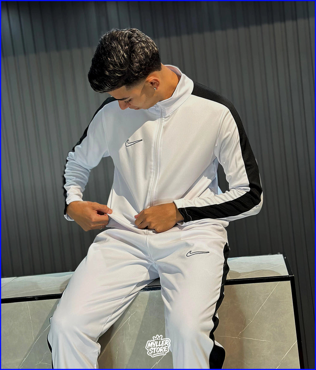 Conjunto NK Sportwear Moletom